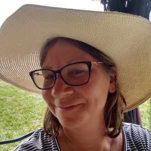 Meet your Posher, Beth